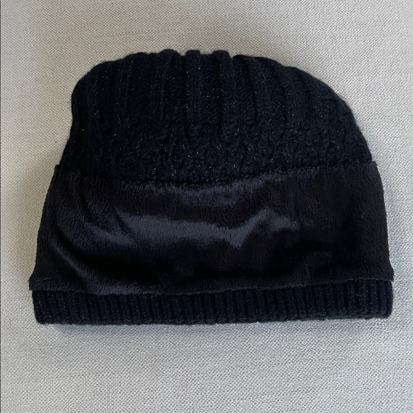 Rossignol Sparkle Knit Beanie, black sparkle, faux fur pompom., one size - Picture 3 of 5